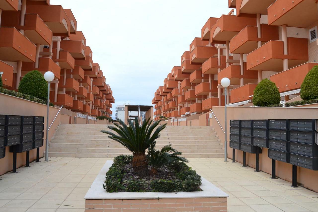 Apartamento Nuevo Con Gran Terraza Y Wifi En Canet Canet d'En Berenguer Luaran gambar