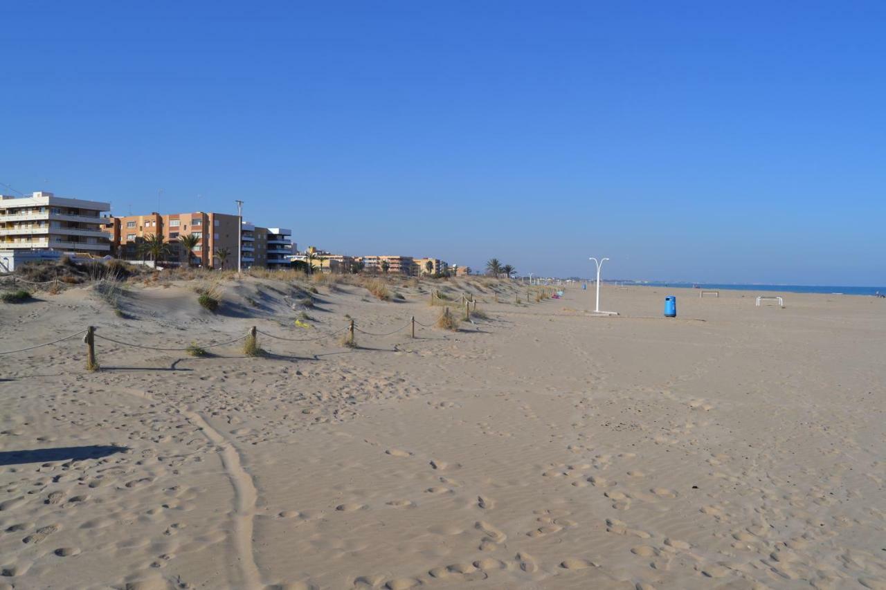 Apartamento Nuevo Con Gran Terraza Y Wifi En Canet Canet d'En Berenguer Luaran gambar