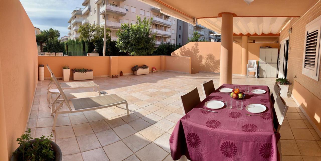 Apartamento Nuevo Con Gran Terraza Y Wifi En Canet Canet d'En Berenguer Luaran gambar