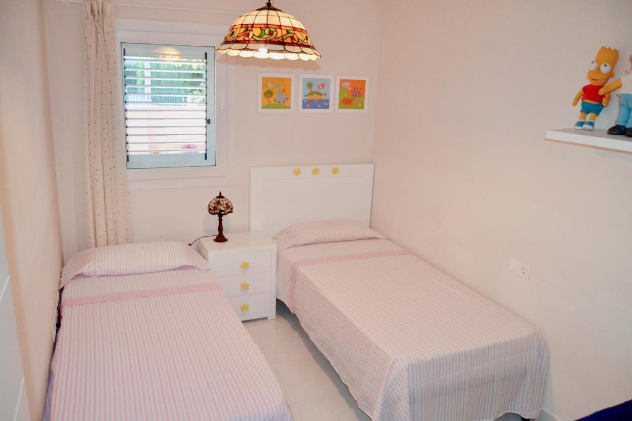 Apartamento Nuevo Con Gran Terraza Y Wifi En Canet Canet d'En Berenguer Luaran gambar
